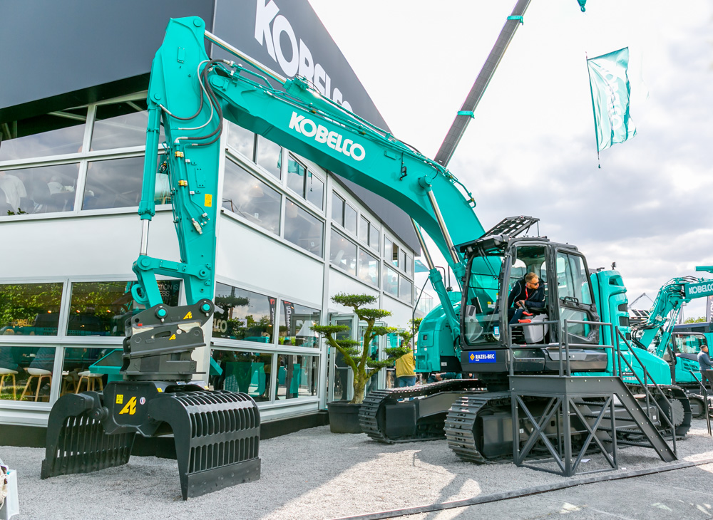 Versatile excavation from Kobelco | World Highways